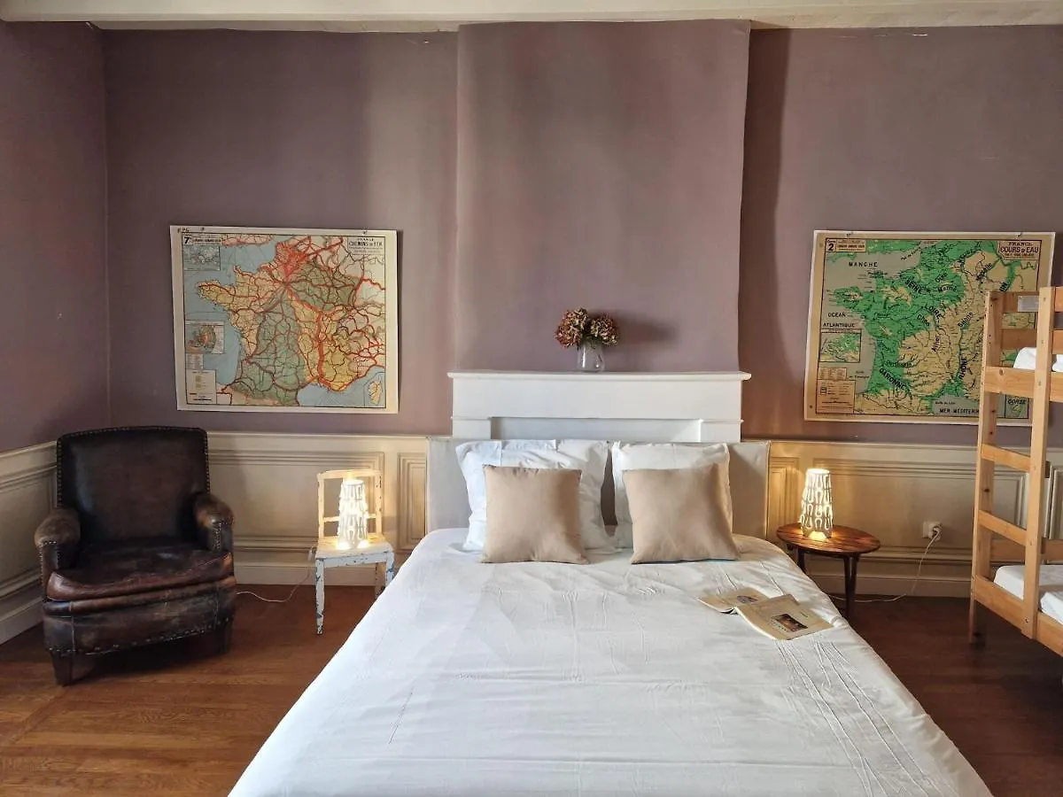 Breton House In Locquirec, Near Beach Hébergement de vacances Locquirec