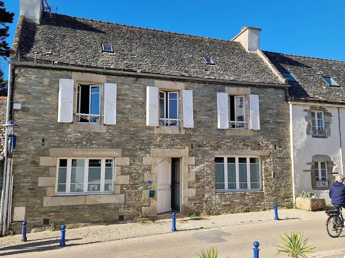 Breton House In Locquirec, Near Beach 0*, Locquirec France