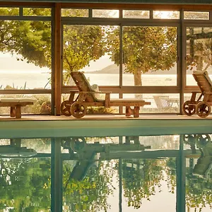 Le Grand Des Bains&spa - Bretagne Hotel